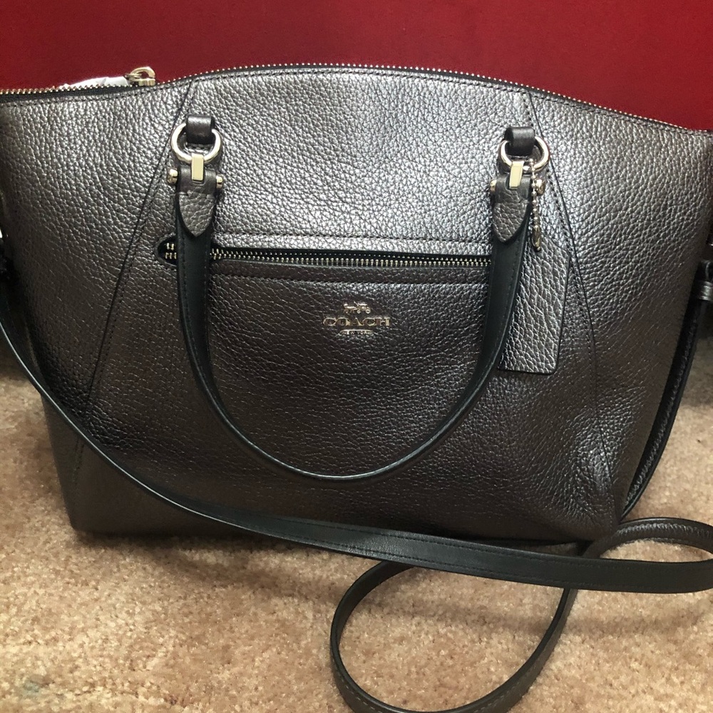 Beautiful Coach pewter leather shoulder bag